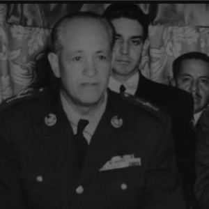 Oficial militar en Junta Militar que recibió el poder tras la renuncia de Rojas Pinilla