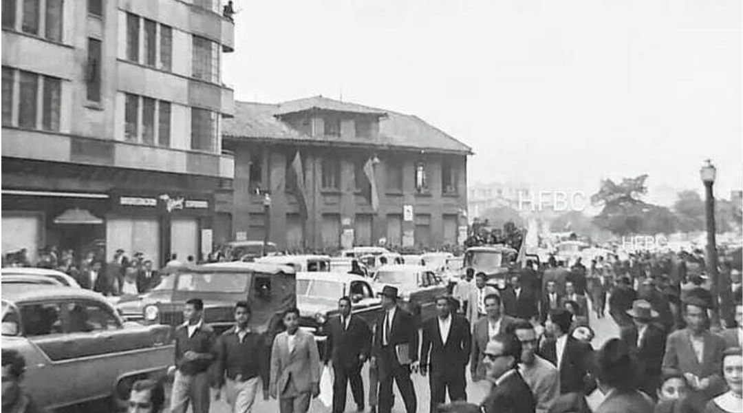 Fotografías de las celebraciones del 10 de mayo de 1957 en Bogotá Fotografías de las celebraciones del 10 de mayo de 1957 en Bogotá