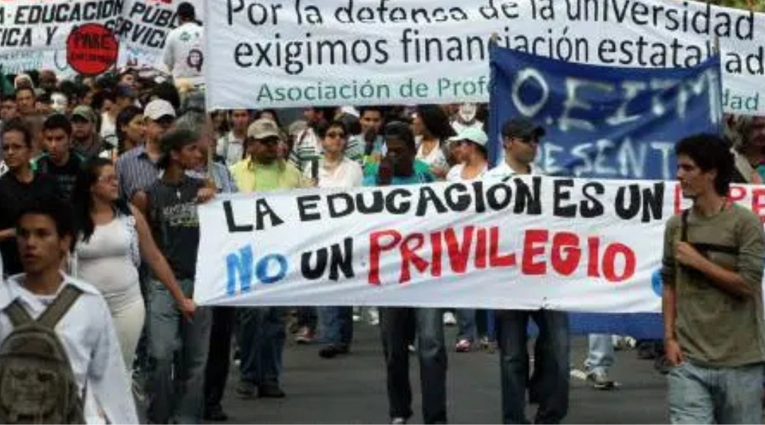 Movilizaciones estudiantiles contra la Ley 30 en 2011 Movilizaciones estudiantiles contra la Ley 30 en 2011