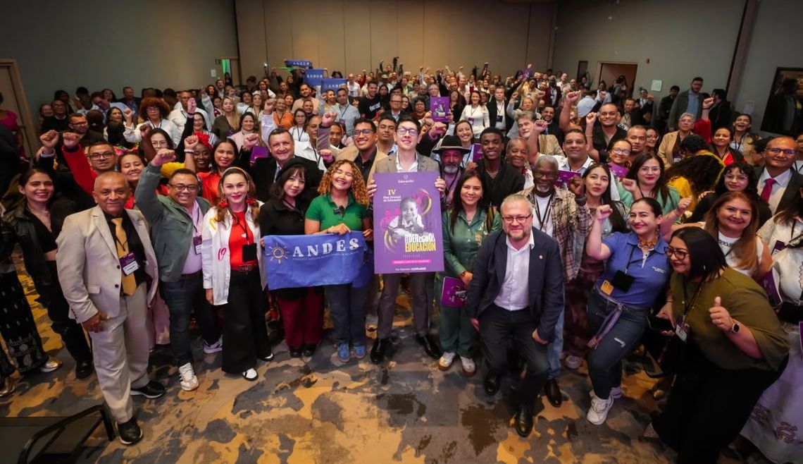 Foto de evento donde se hizo lanzamiento del plan nacional decenal